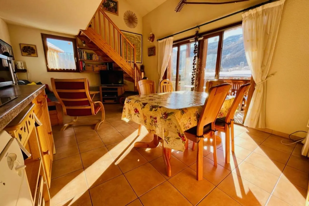 Bright Cosy Nest - View - La Salle-Les-Alpes 0*,