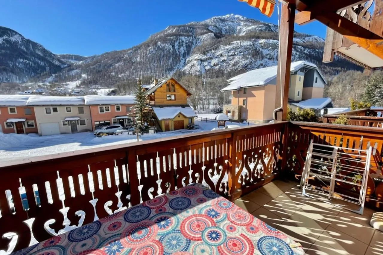 Bright Cosy Nest - View - La Salle-Les-Alpes 0*,  France