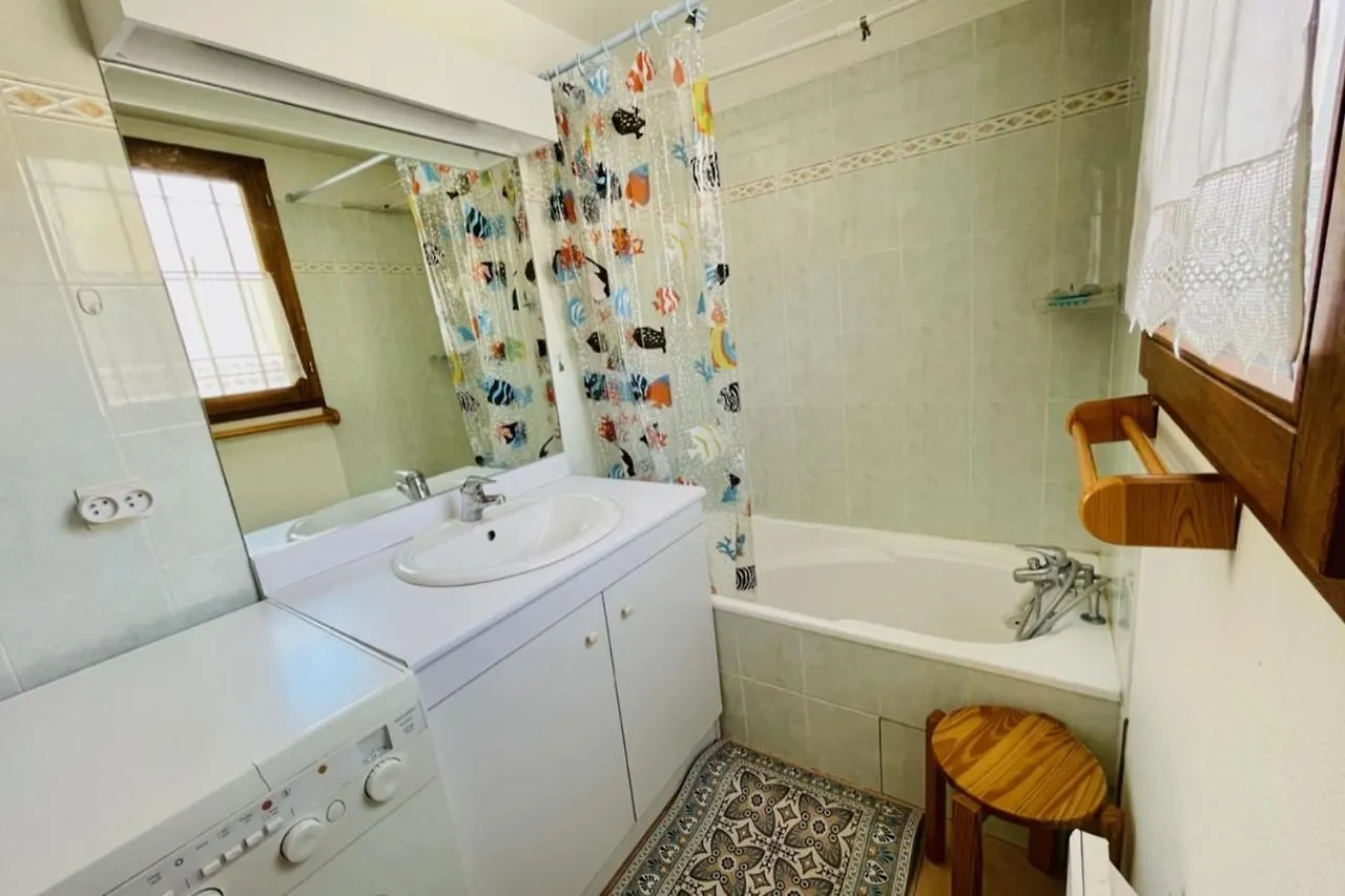 Bright Cosy Nest - View - La Salle-Les-Alpes